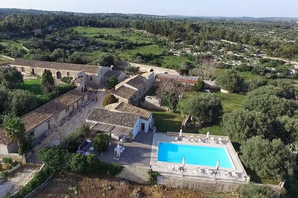 Photo of Outdoor in Noto
