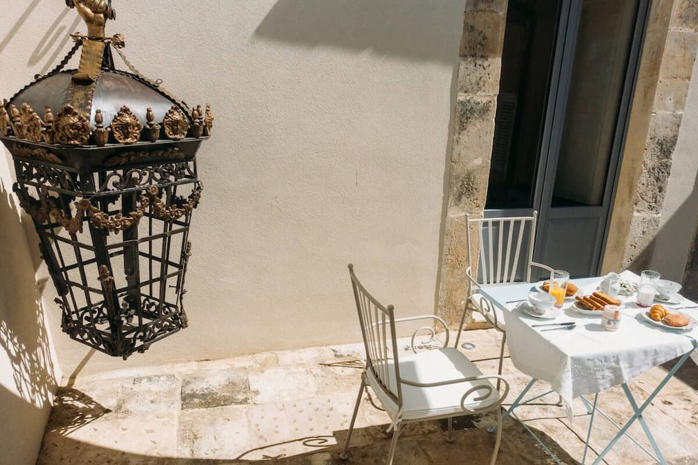 Photo of Patio Balcony in Palazzolo Acreide Historic Centre