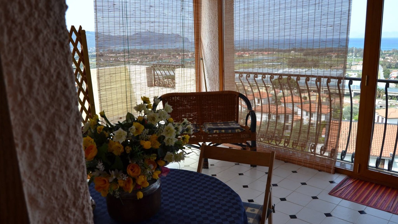 Photo of Patio Balcony in Furnari