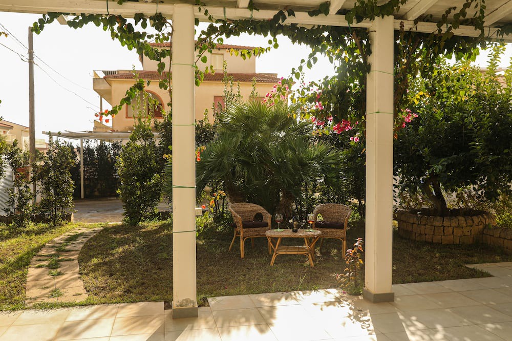 Photo of Patio Balcony in Punta Braccetto