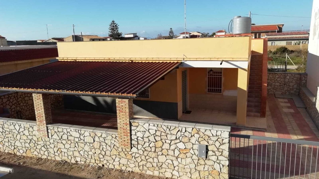 Photo of Others in Acate