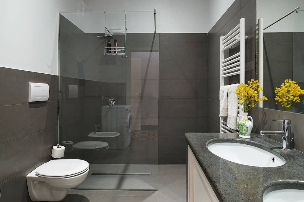 Photo of Bathroom in Rovittello