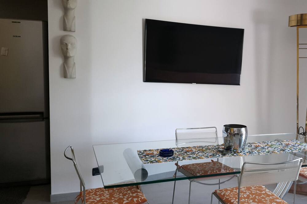 Photo of Kitchen in Mitogio