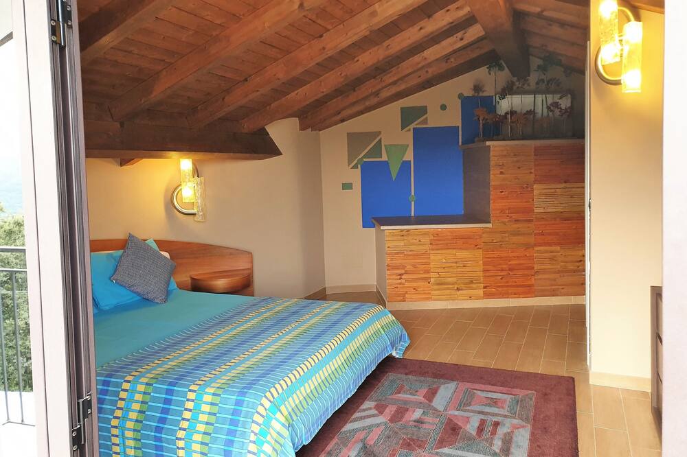 Photo of Bedroom in Mitogio
