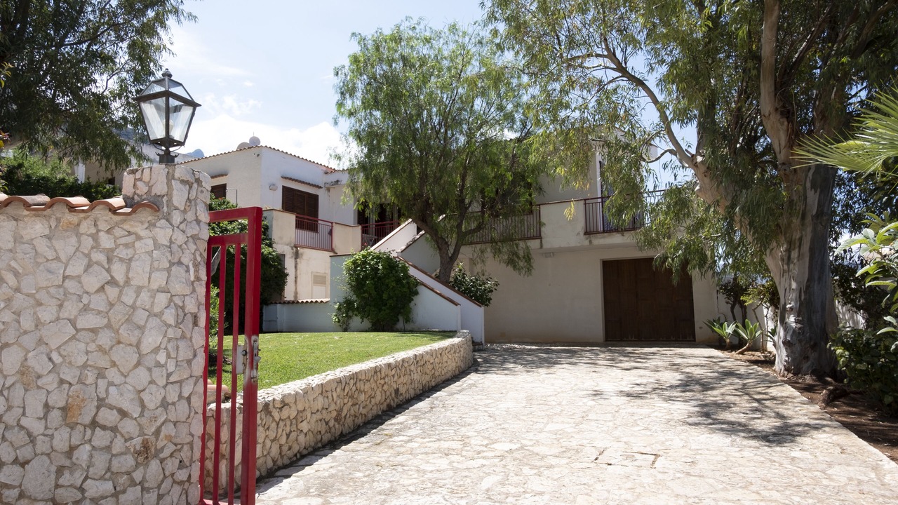 Photo of Outdoor in Macari