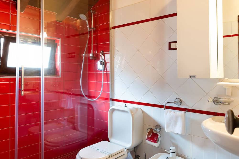 Photo of Bathroom in Pedara