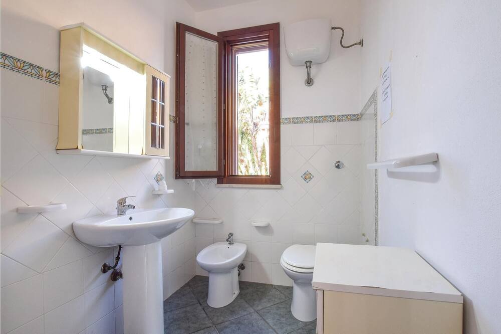 Photo of Bathroom in Gorgo Lungo