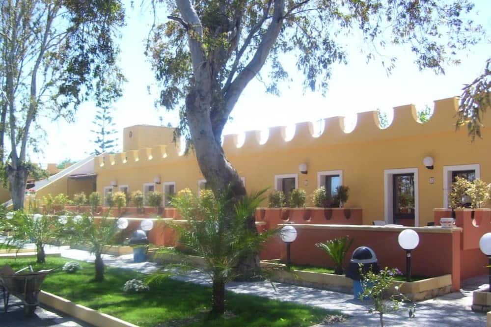 Photo of Outdoor in San Giorgio-Librino-San Giuseppe la Rena-Zia Lisa-Villaggio Sant'Agata