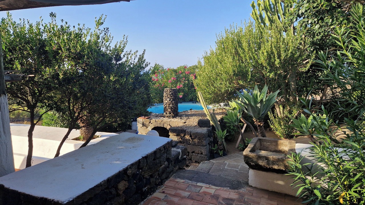 Photo of Outdoor in Kamma