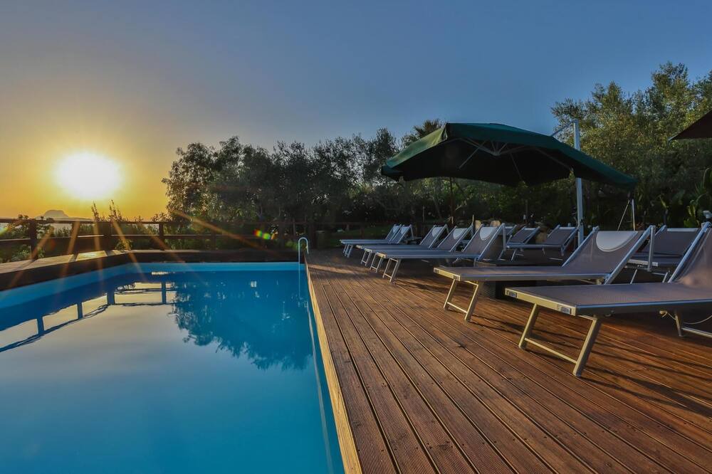 Photo of Outdoor in Alia