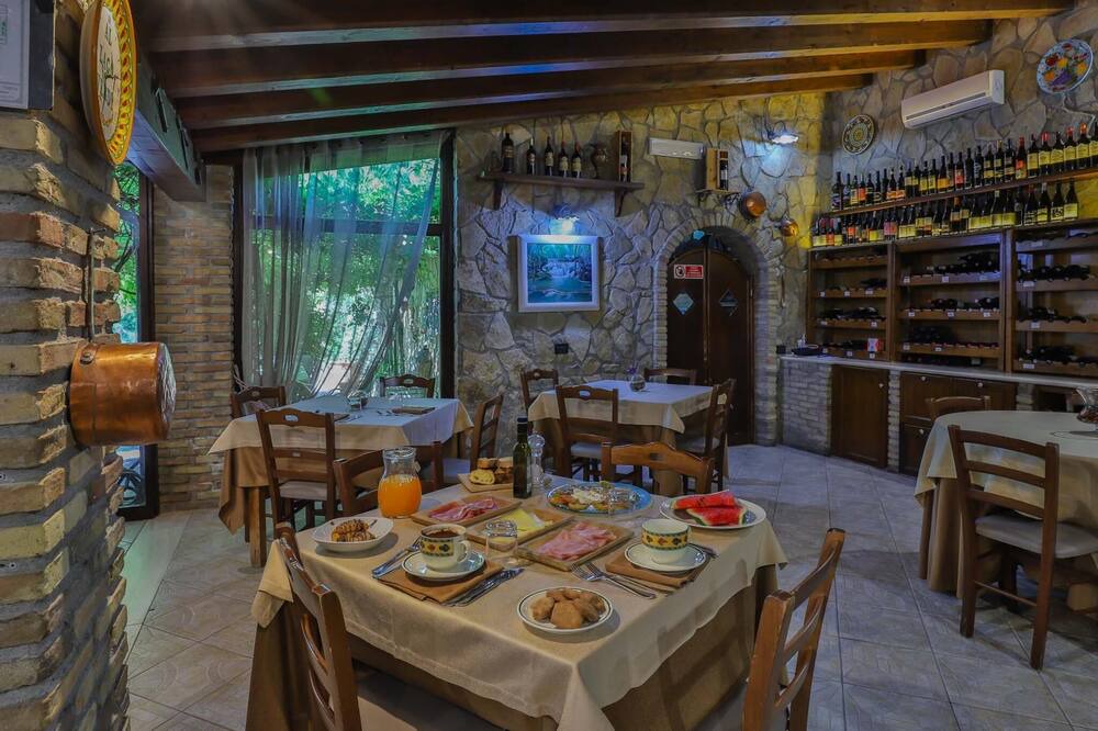 Photo of Kitchen in Alia