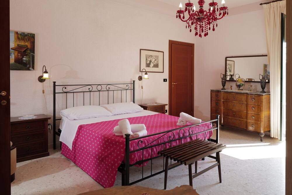 Photo of Bedroom in Castelmola