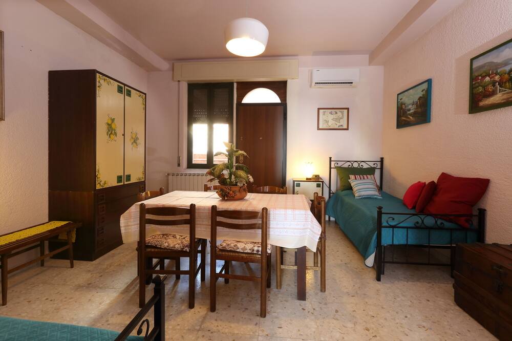 Photo of Livingroom in Castelmola