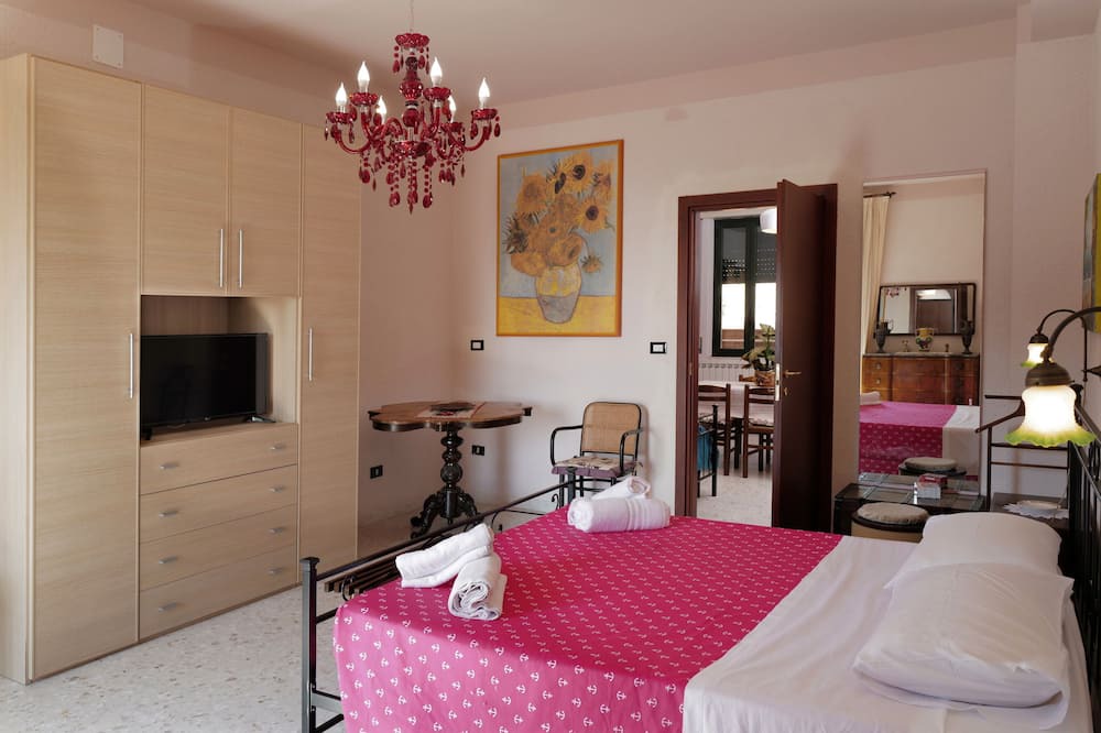 Photo of Bedroom in Castelmola