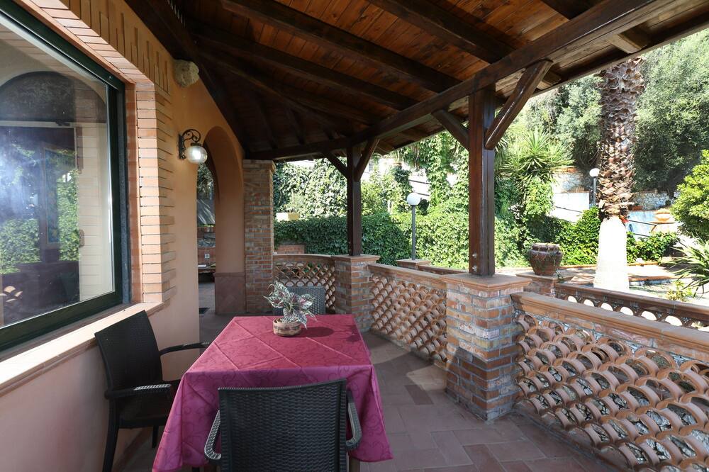 Photo of Patio Balcony in Castelmola