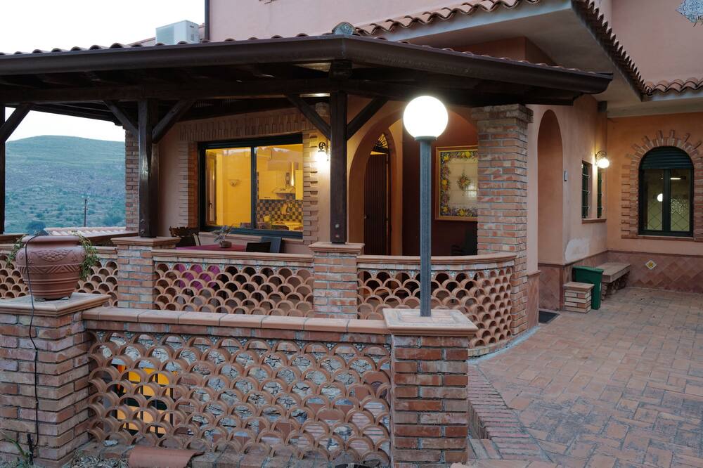 Photo of Patio Balcony in Castelmola