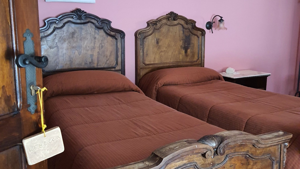 Photo of Bedroom in Gangi