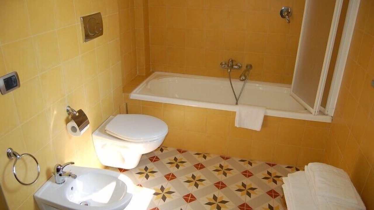 Photo of Bathroom in Archi
