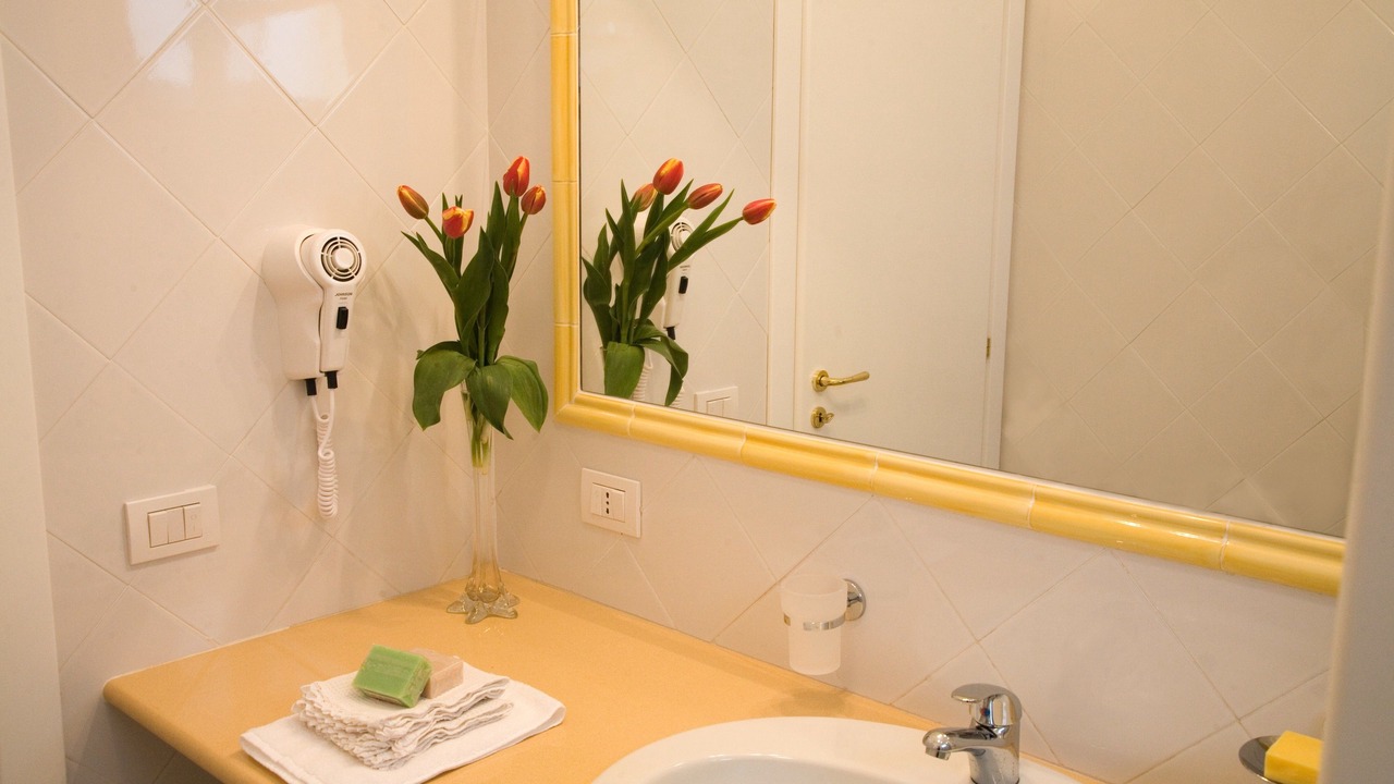 Photo of Bathroom in Torre di Faro