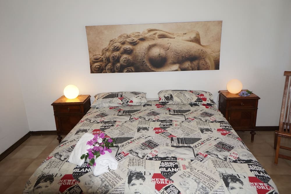 Photo of Bedroom in Torre Colonna-sperone