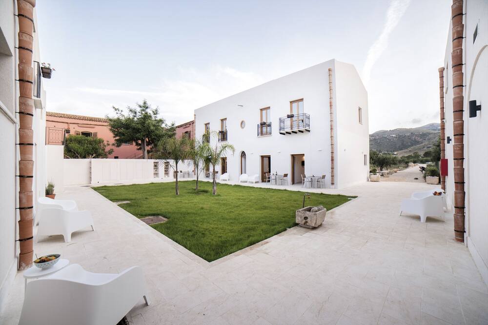Photo of Outdoor in Scopello