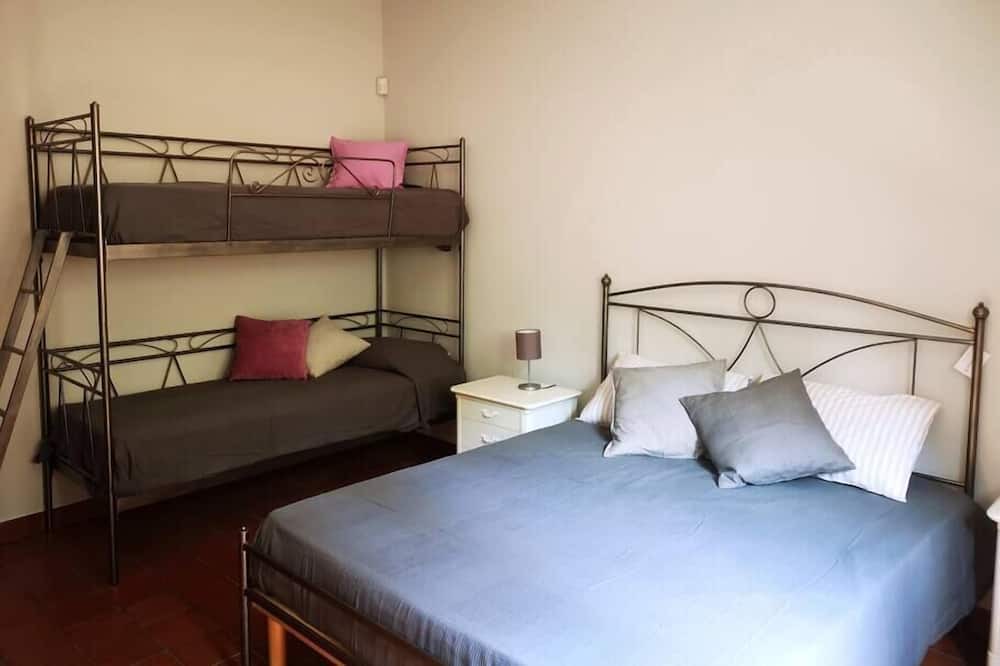 Photo of Bedroom in Santo Stefano di Camastra