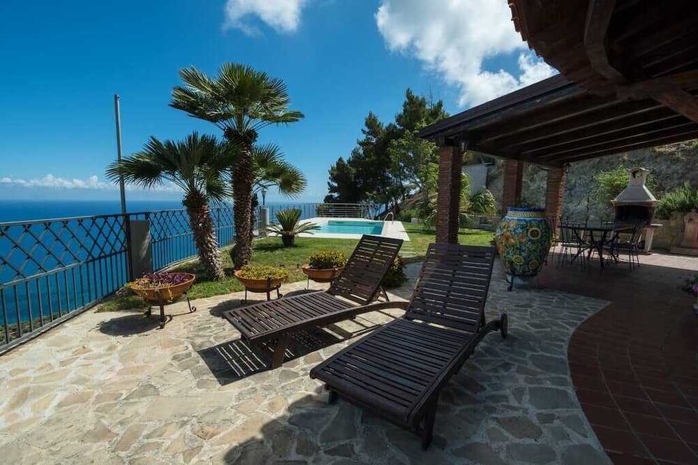 Photo of Patio Balcony in Santo Stefano di Camastra