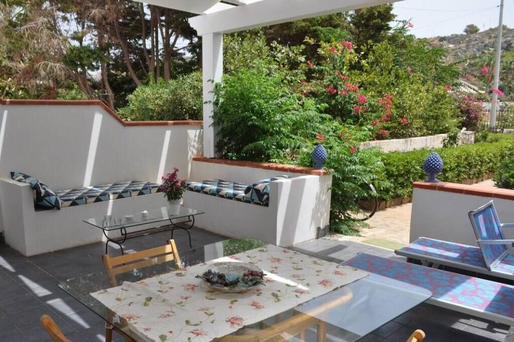 Photo of Patio Balcony in San Vito Lo Capo