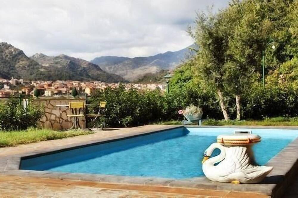 Photo of Outdoor in Mitogio