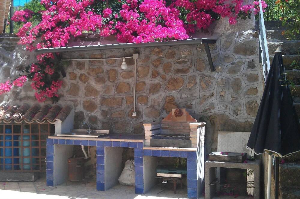 Photo of Outdoor in Mitogio