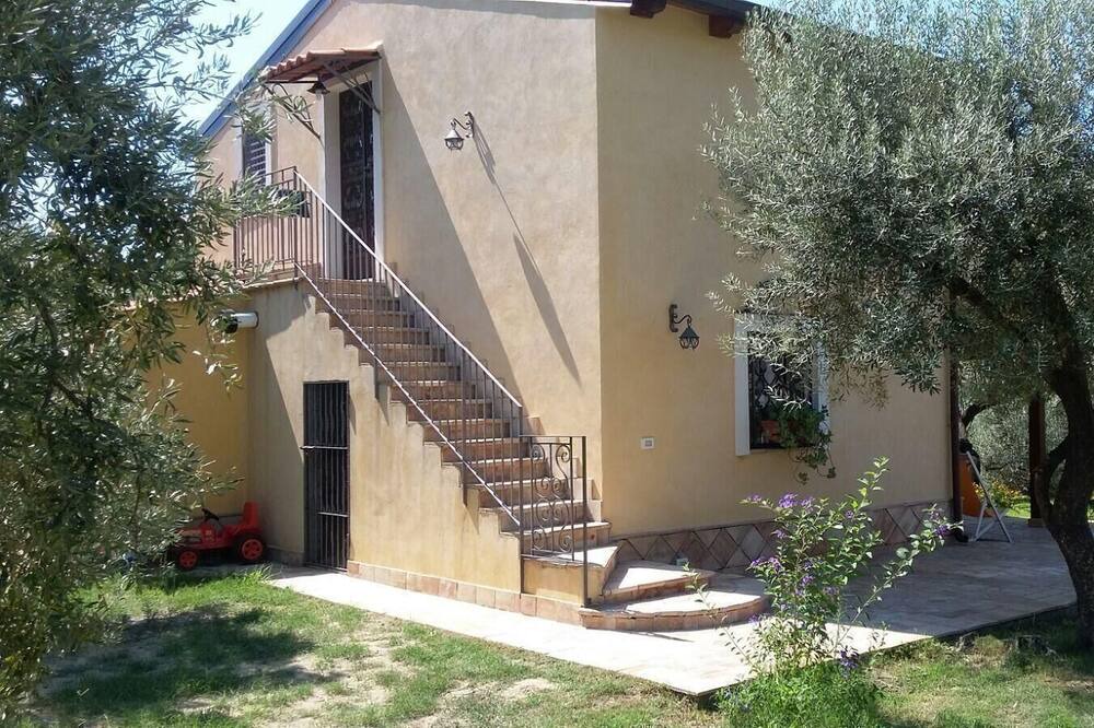 Photo of Outdoor in Mitogio