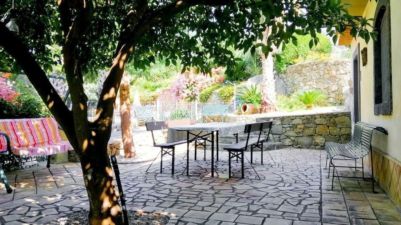 Photo of Outdoor in Mitogio