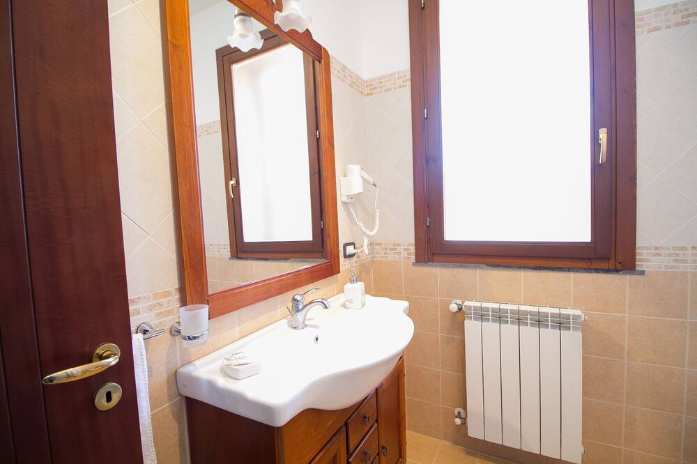 Photo of Bathroom in Trecastagni
