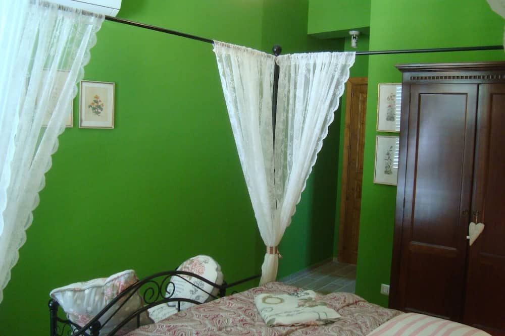 Photo of Bedroom in Rodi Milici