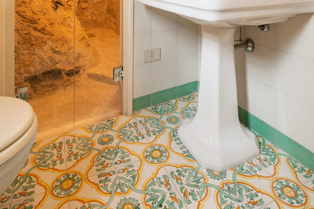 Photo of Bathroom in Sant'Andrea Bonagia