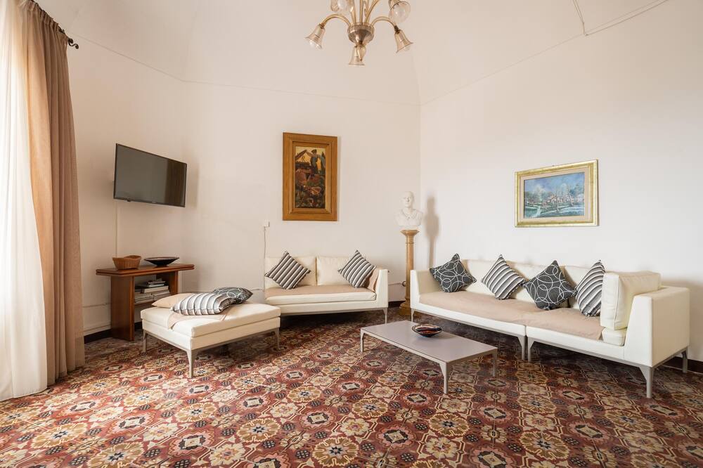 Photo of Livingroom in Sant'Andrea Bonagia