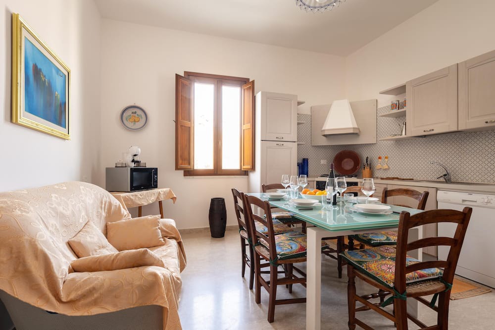 Photo of Livingroom in Sant'Andrea Bonagia