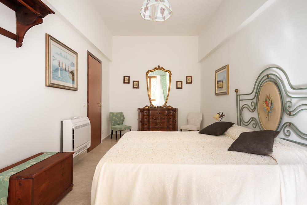 Photo of Bedroom in Sant'Andrea Bonagia