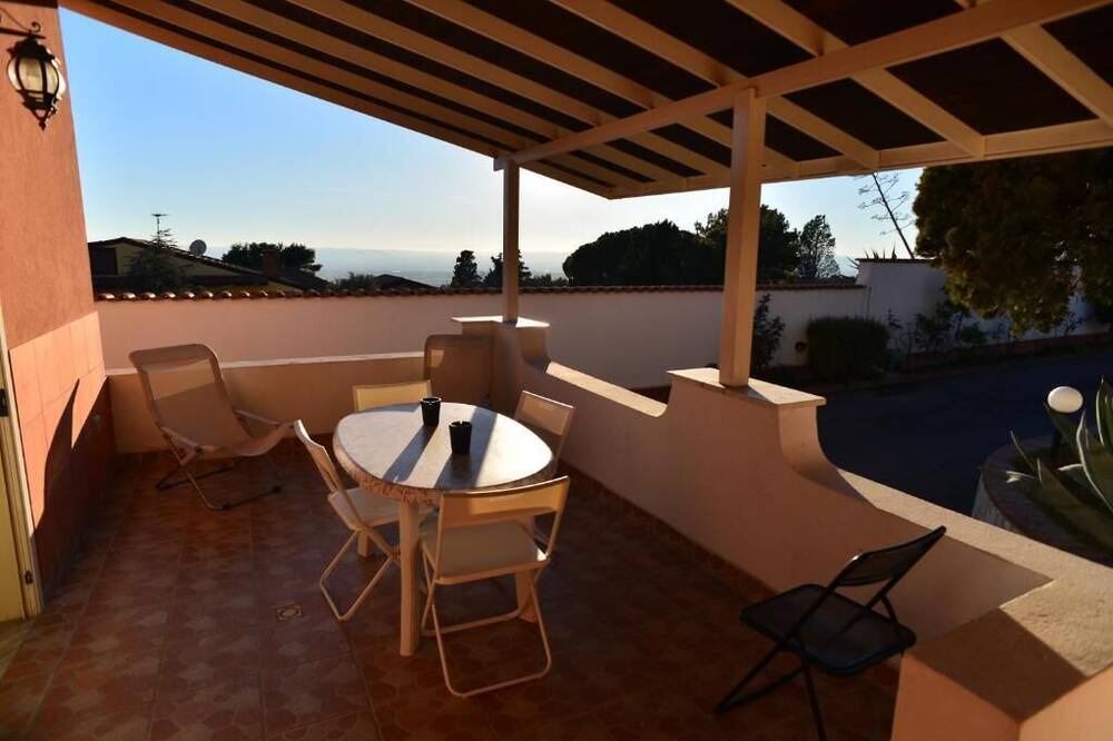 Photo of Patio Balcony in Villaggio del Pino-Le Ginestre