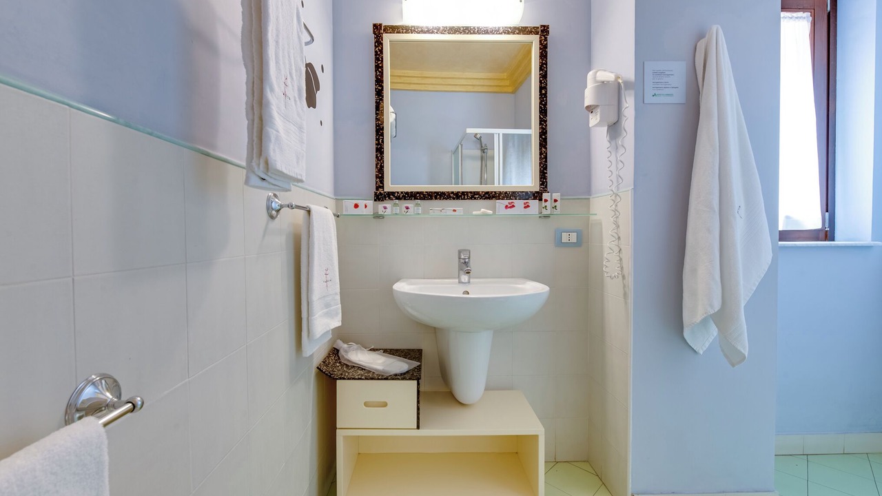 Photo of Bathroom in Sciacca Historic Centre