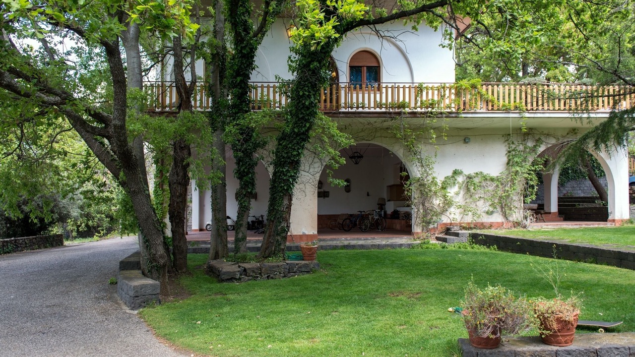 Photo of Outdoor in Ragalna