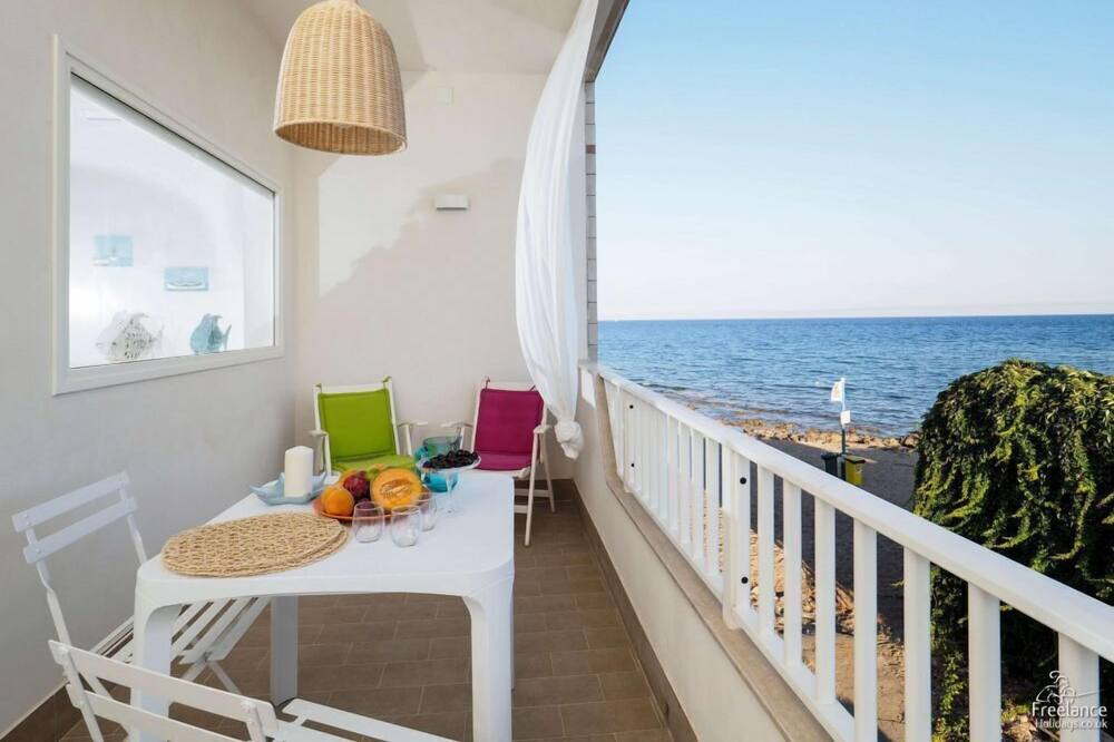 Photo of Patio Balcony in Calabernardo