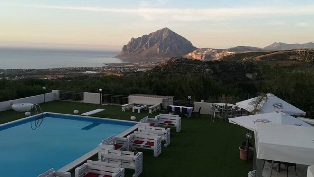 Photo of Outdoor in Paparella