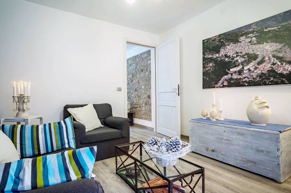 Photo of Livingroom in Novara di Sicilia