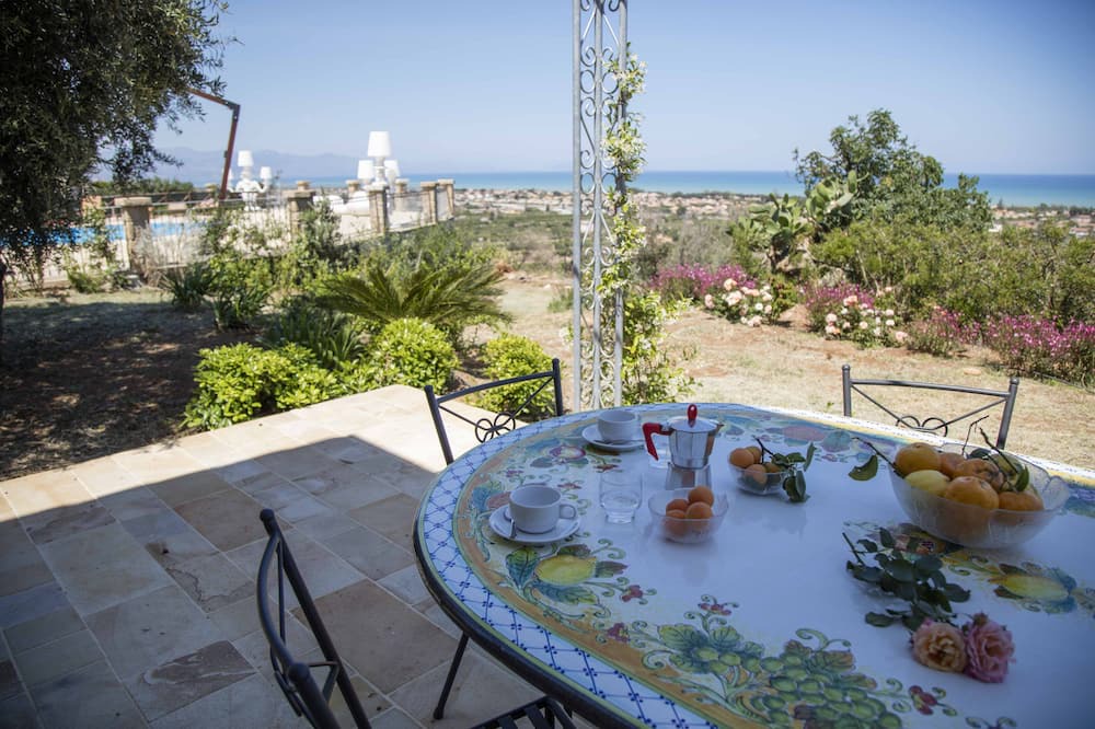 Photo of Patio Balcony in Lascari