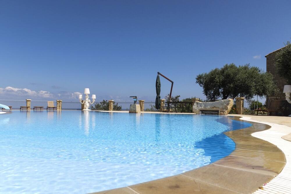 Photo of Outdoor in Lascari