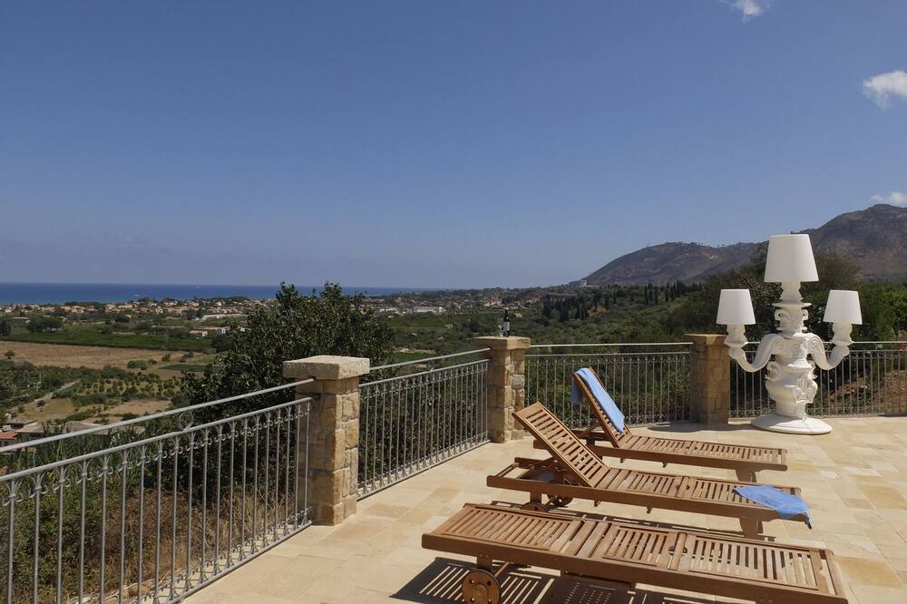 Photo of Patio Balcony in Lascari