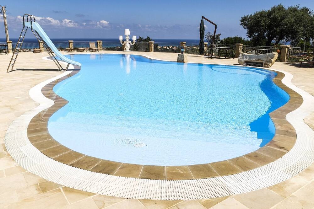 Photo of Outdoor in Lascari