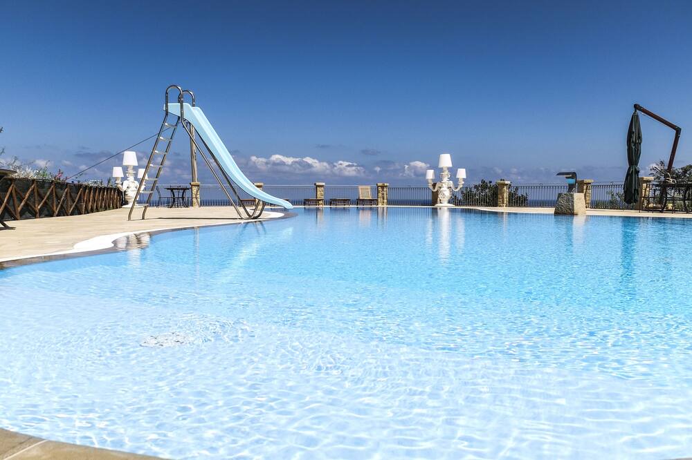 Photo of Outdoor in Lascari