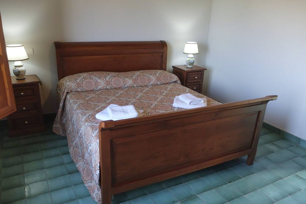 Photo of Bedroom in Lascari